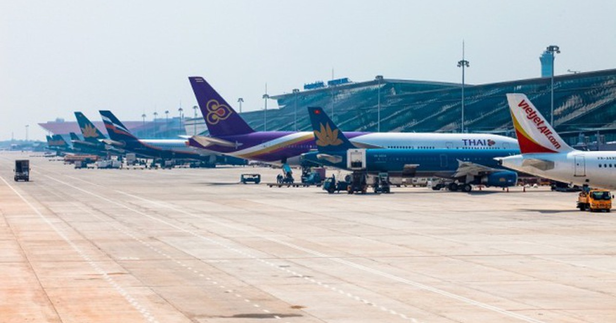 Việt Nam sắp “mở cửa” 6 đường bay quốc tế, đón 5.000 khách nhập cảnh/tuần - 1